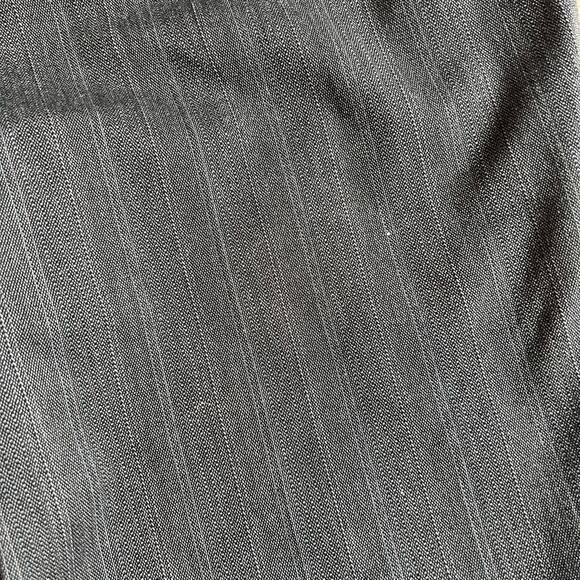 Y2k no boundaries low rise pinstripe dress pant capris / shorts - Picture 5 of 5